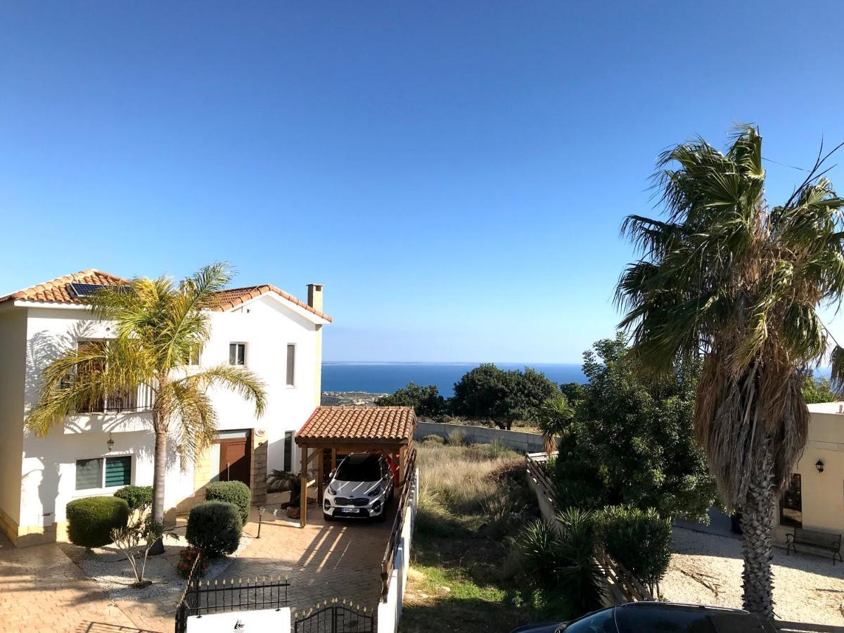 Amathousia Villa With Private Pool And Sea View Pissouri Exterior photo