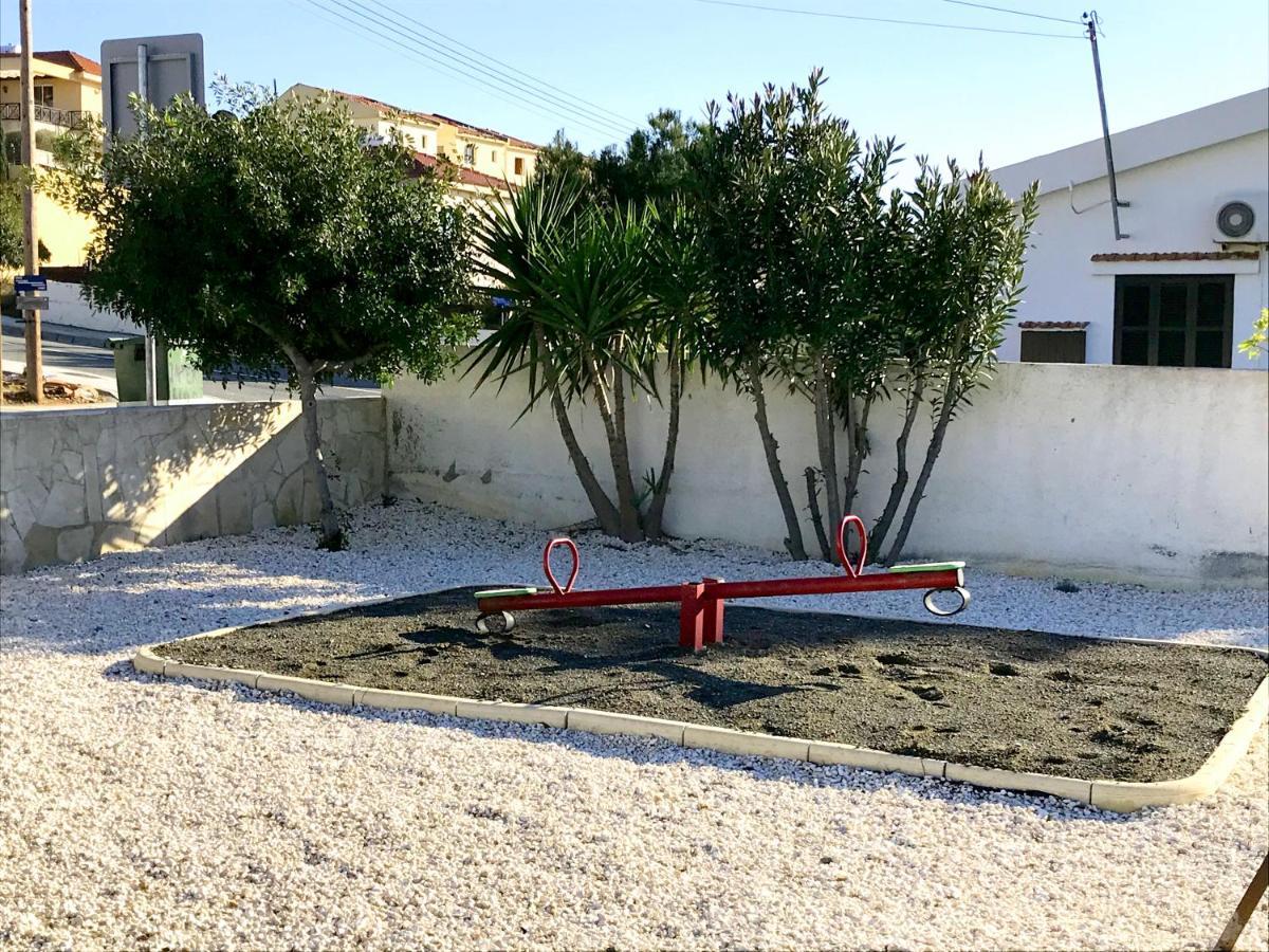 Amathousia Villa With Private Pool And Sea View Pissouri Exterior photo