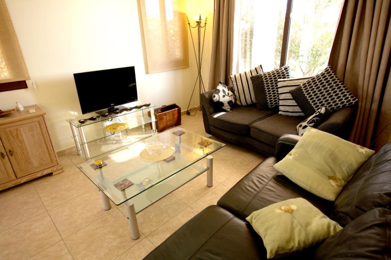 Amathousia Villa With Private Pool And Sea View Pissouri Exterior photo